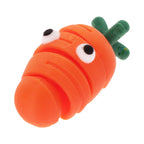 Flexibele sleutelring in de vorm van een wortel